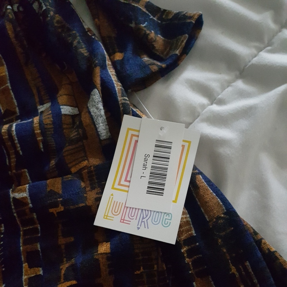 Nwt Sarah size Large